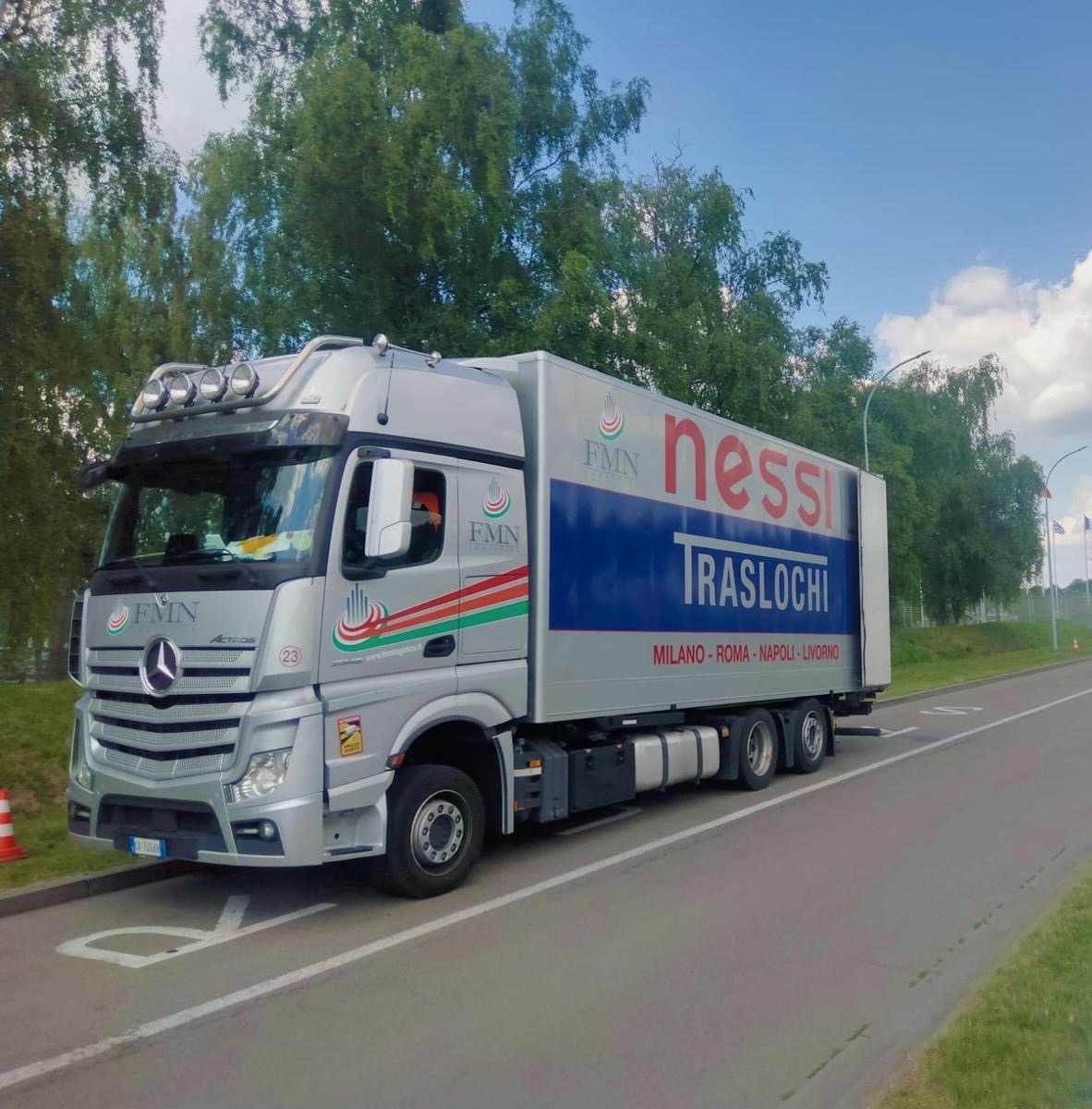 e825276b-8528-461a-9f2e-ee9b62133473 TRASLOCHI MILANO